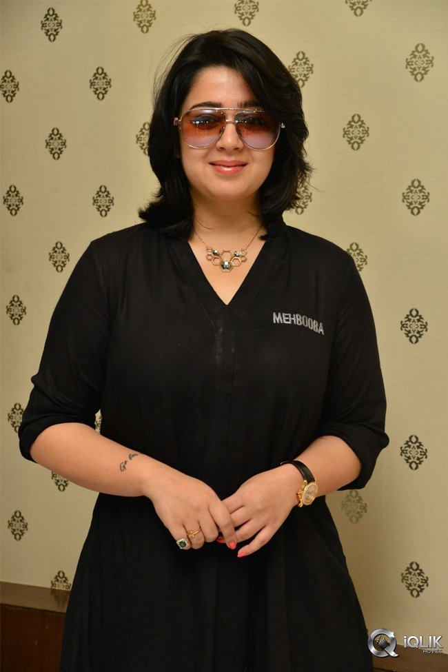 Charmy-Kaur-Latest-Photos